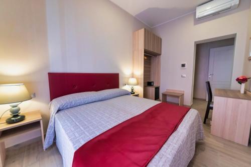 Hotel Manzoni Rome Bagian luar foto
